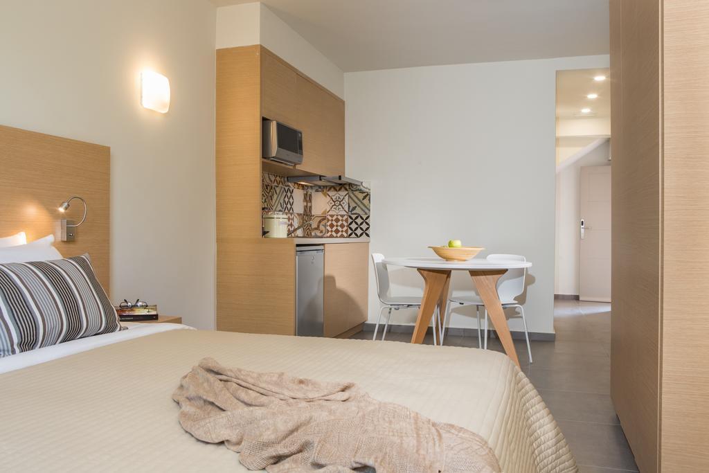 Sundance Apartments & Suites Hersonissos  Dış mekan fotoğraf